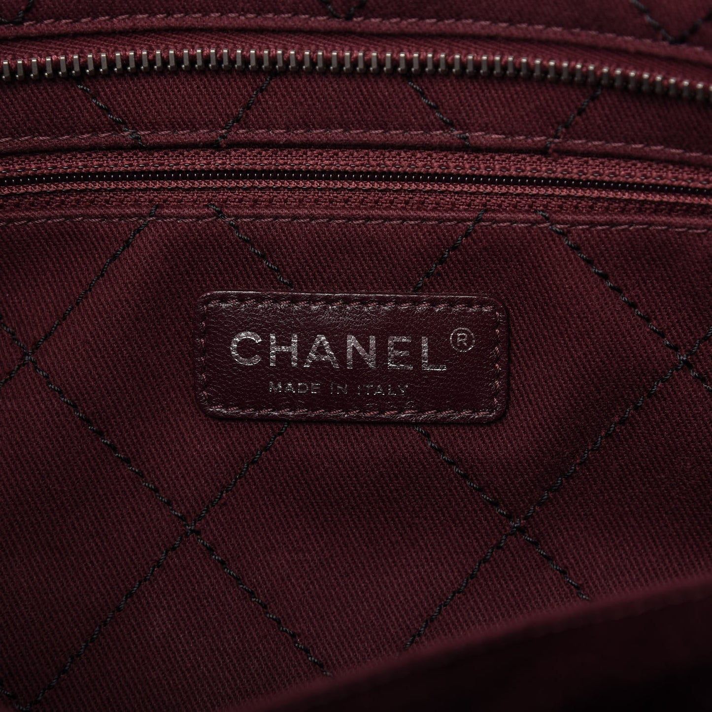 Grained Calfskin Quilted Small Daily Shopping Tote Black