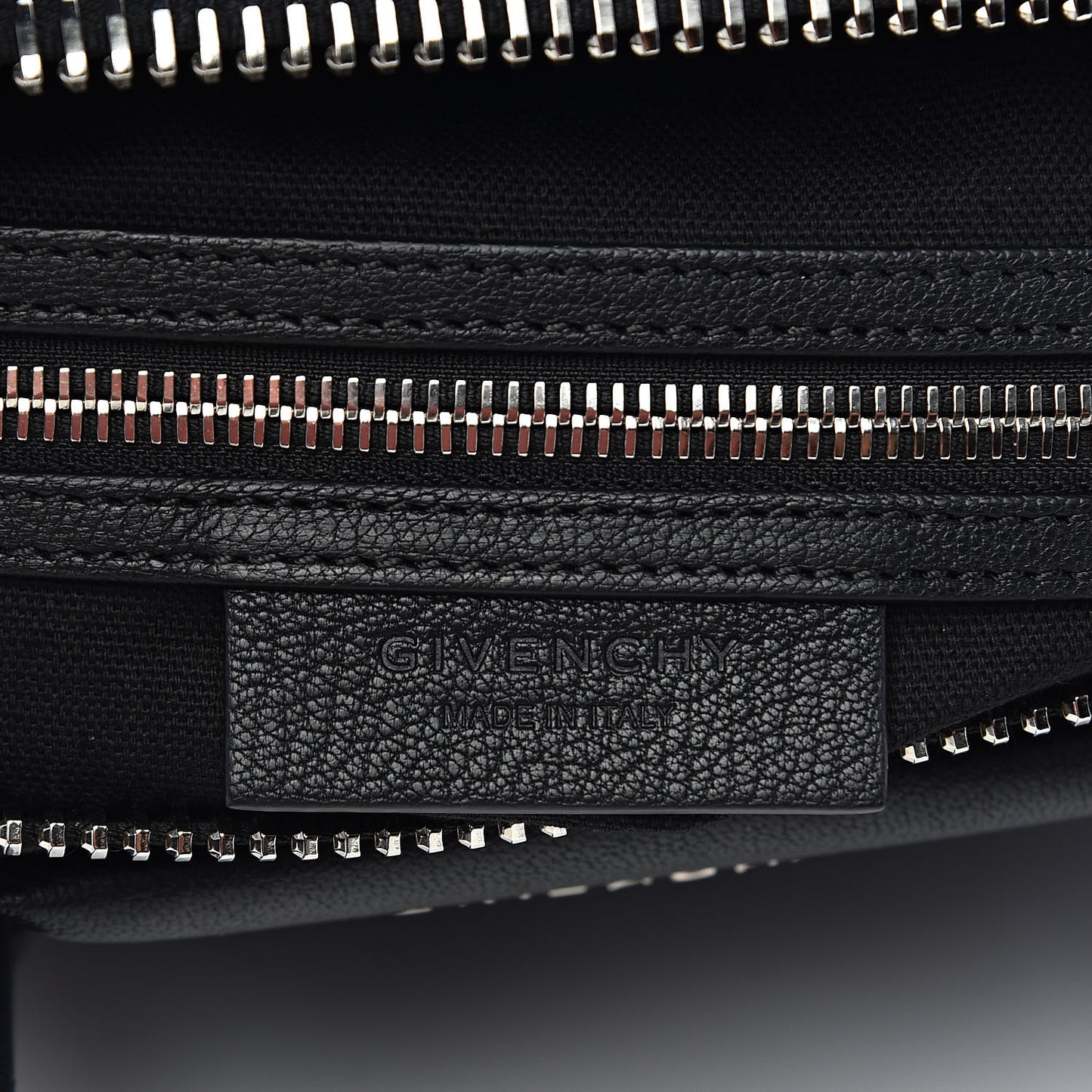 Sugar Goatskin Small Antigona Black