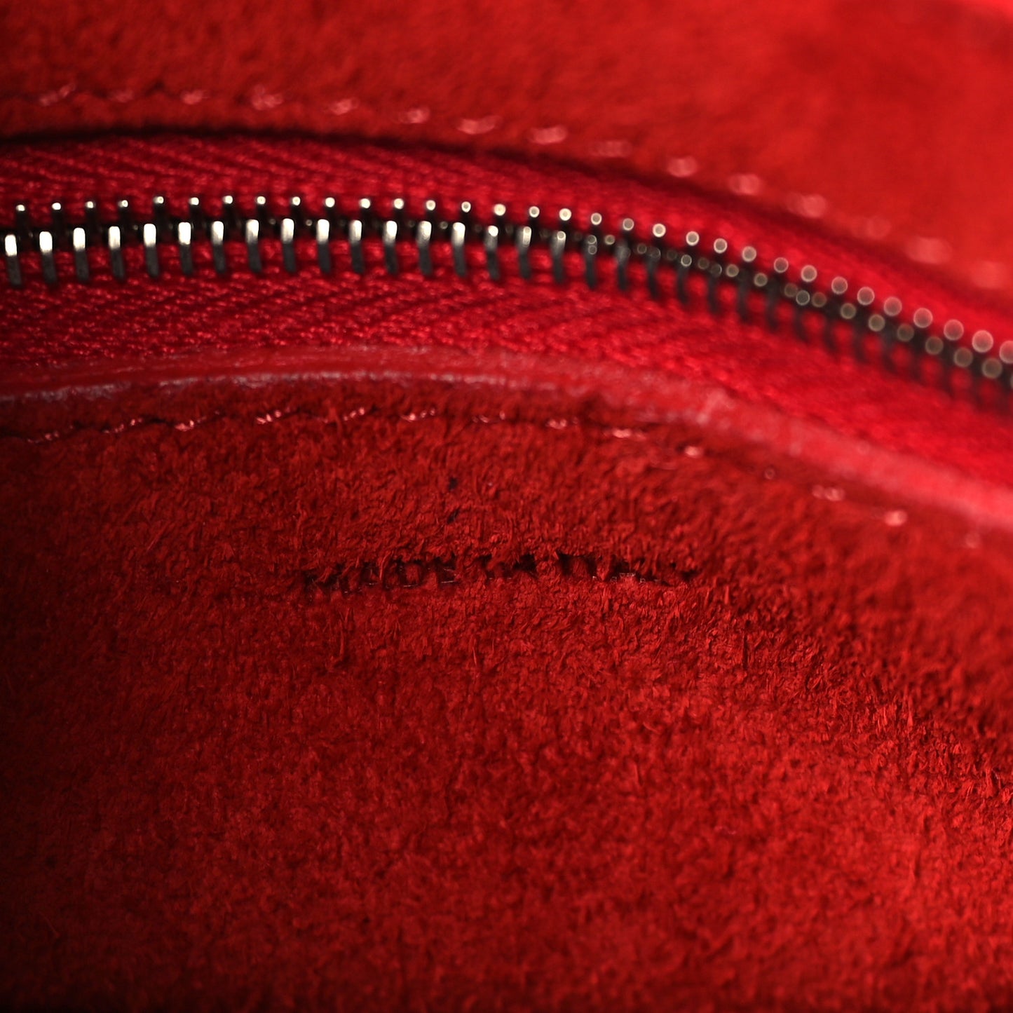 Soft Grained Calfskin Small Sangle Bucket Bag Red