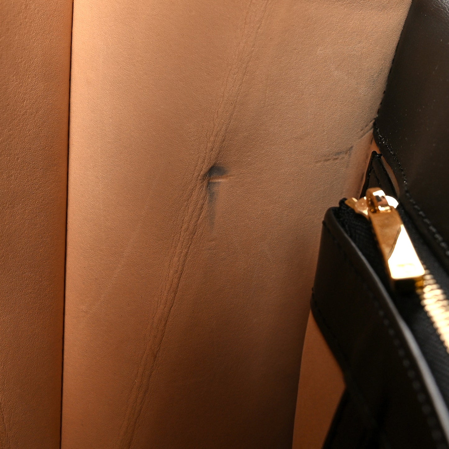 Box Calfskin GM Brillant Satchel Black