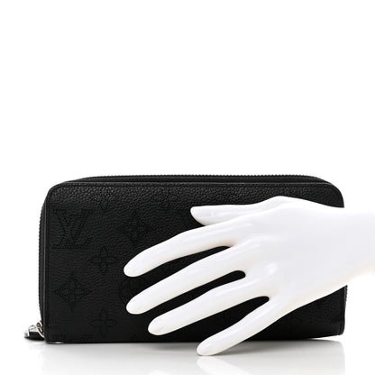 Louis Vuitton Mahina Zippy Wallet NM Black 2 of 7
