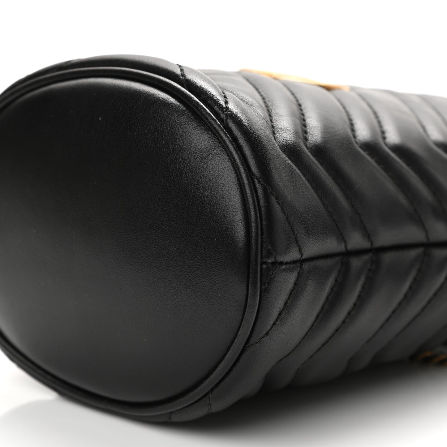 Calfskin Matelasse Mini GG Marmont 2.0 Bucket Bag Black