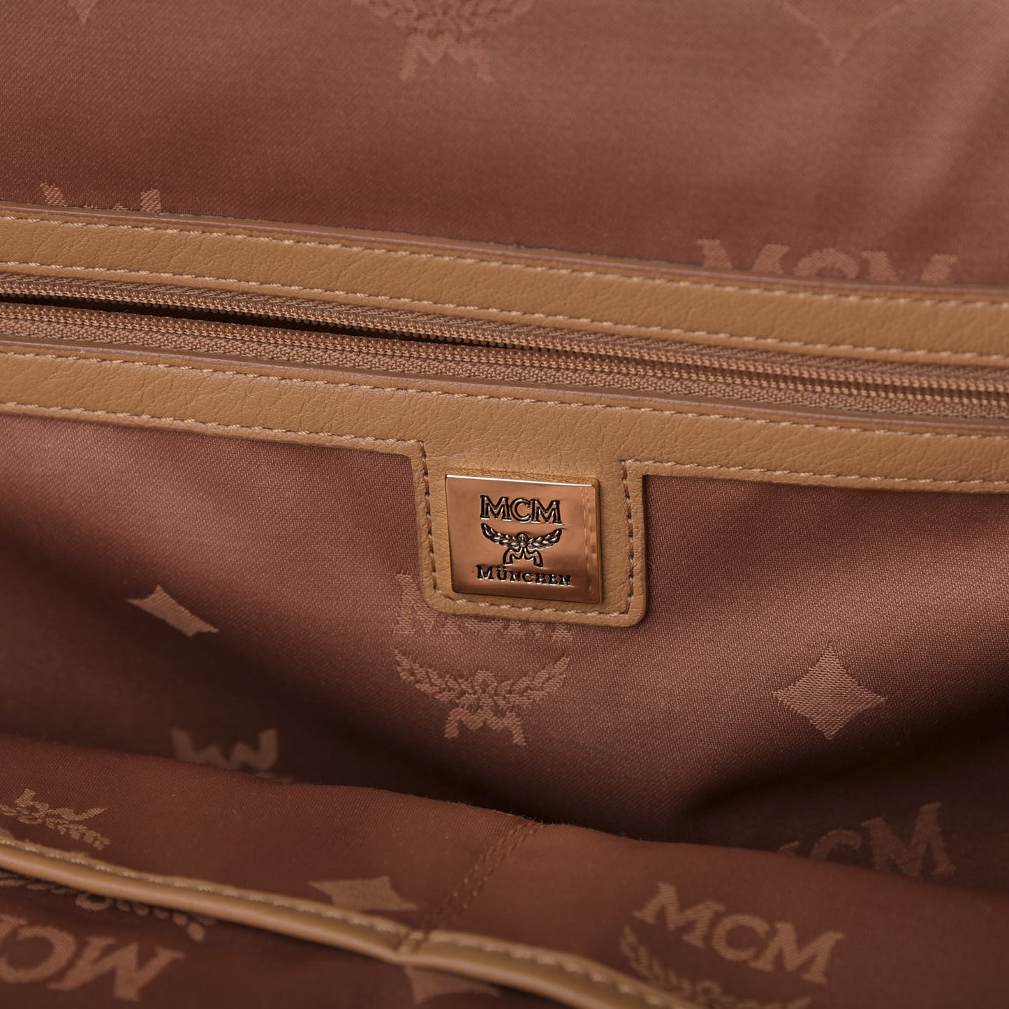 Visetos Medium Sprinkle Stud Stark Backpack Cognac
