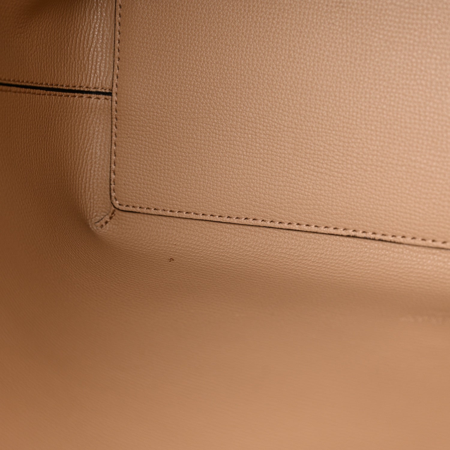 Burberry Grainy Calfskin Haymarket Check Medium Reversible Tote Camel 19 of 20