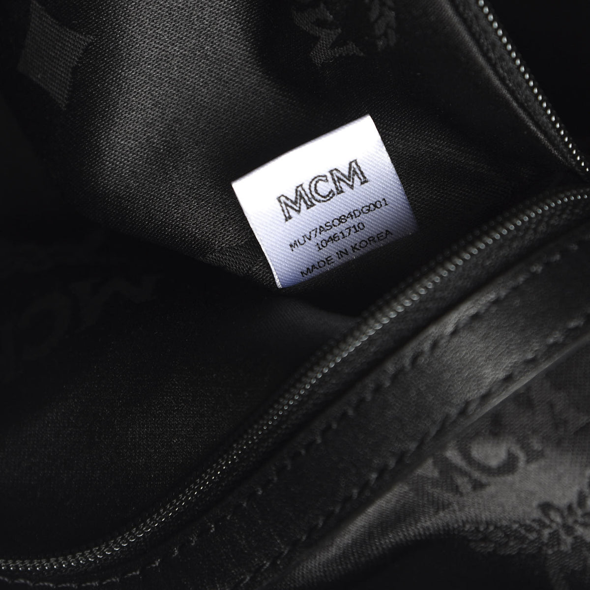 MCM Metallic Visetos Medium Traveler Weekender Bag Gold 5 of 8