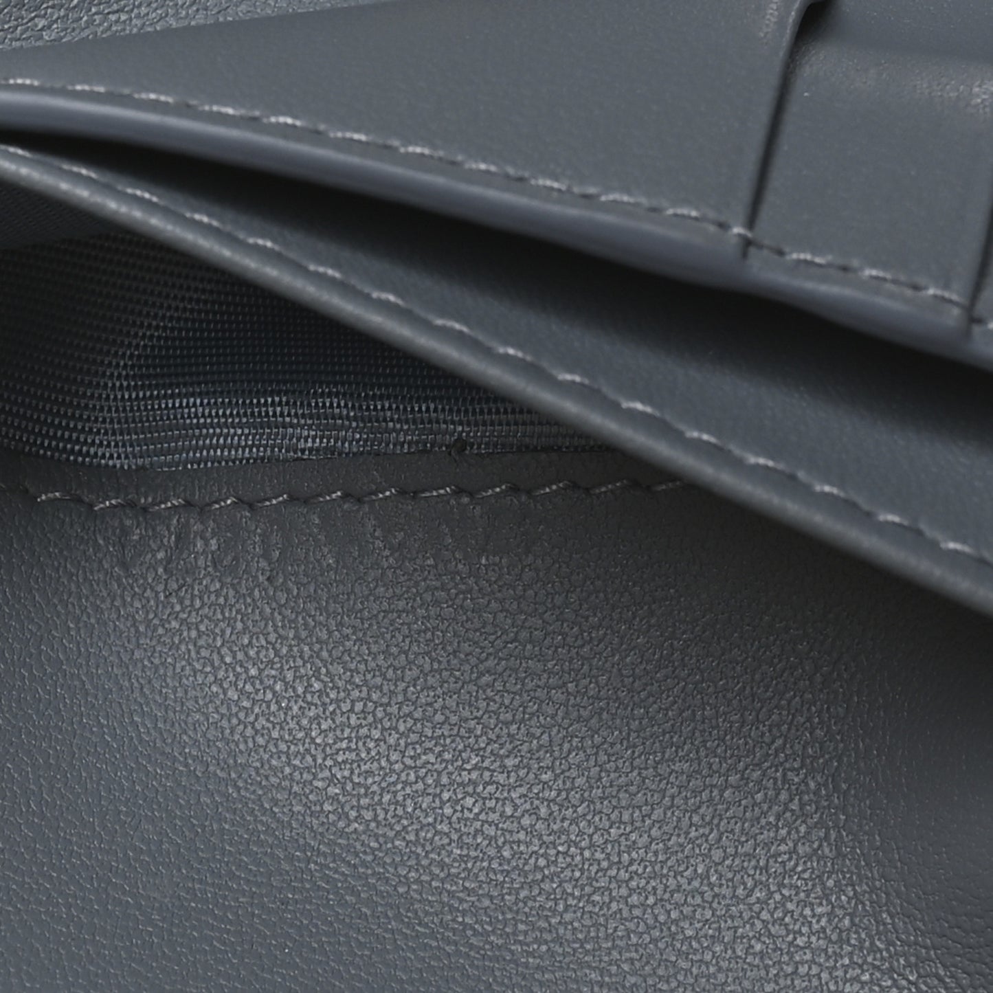 Grained Calfskin Supple Cannage Caro Dahlia Wallet Cloud Blue