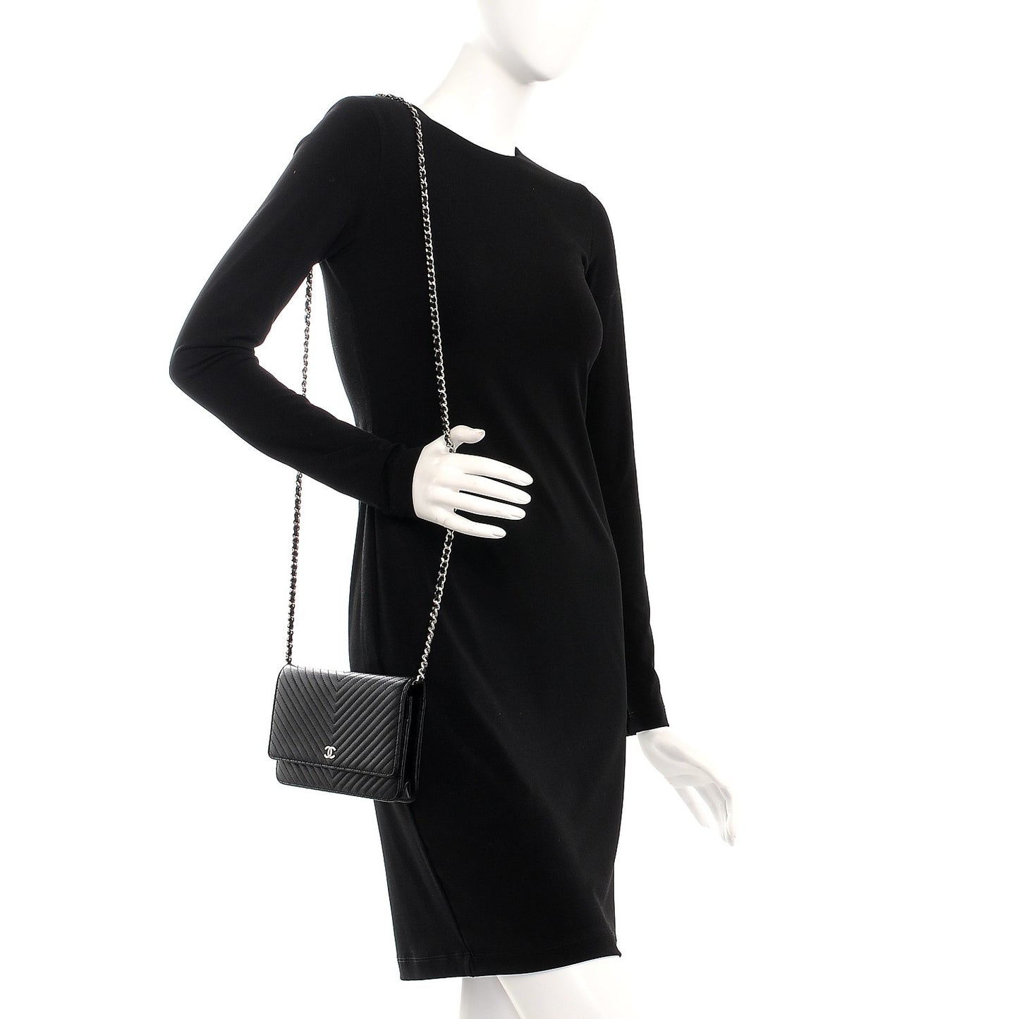 Caviar Chevron Quilted Wallet On Chain WOC Black