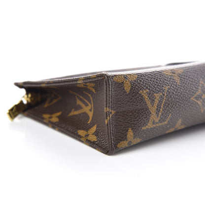 Louis Vuitton Monogram Toiletry Pouch 15 8 of 11