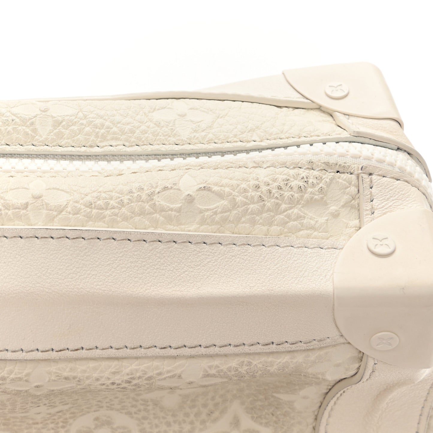Taurillon Monogram Solar Ray Soft Trunk Powder White