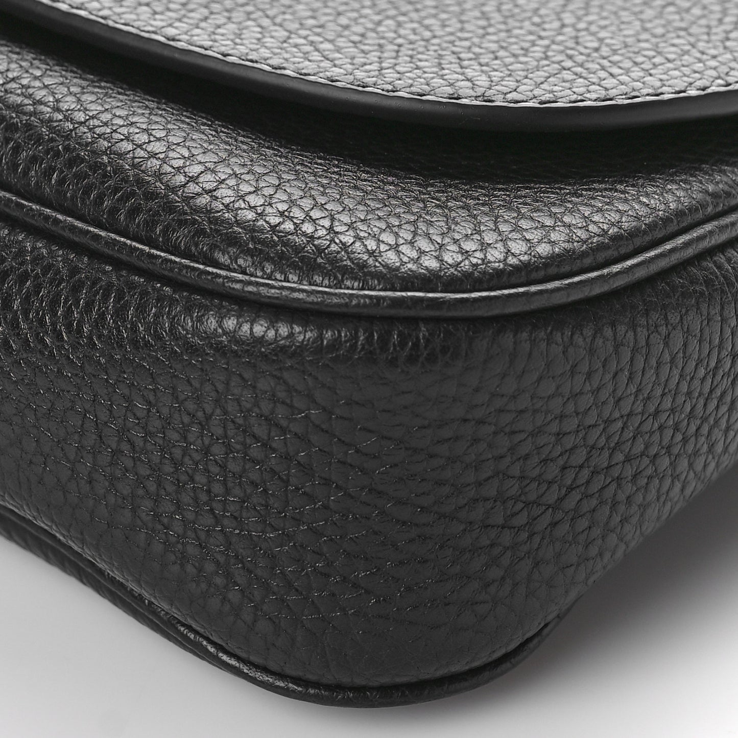 Pebbled Calfskin Medium Soho Flap Crossbody Black
