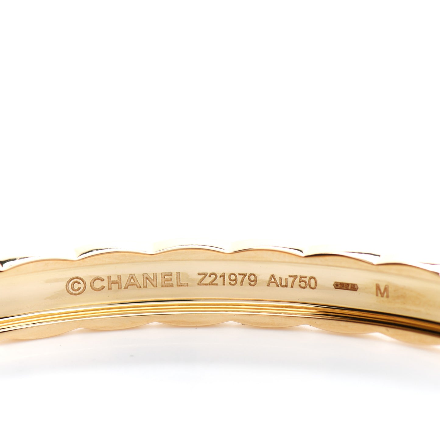 18K Yellow Gold Coco Crush Bangle Bracelet M