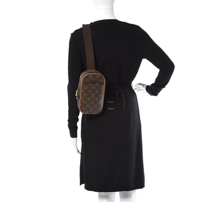 Louis Vuitton Monogram Pochette Gange 2 of 11