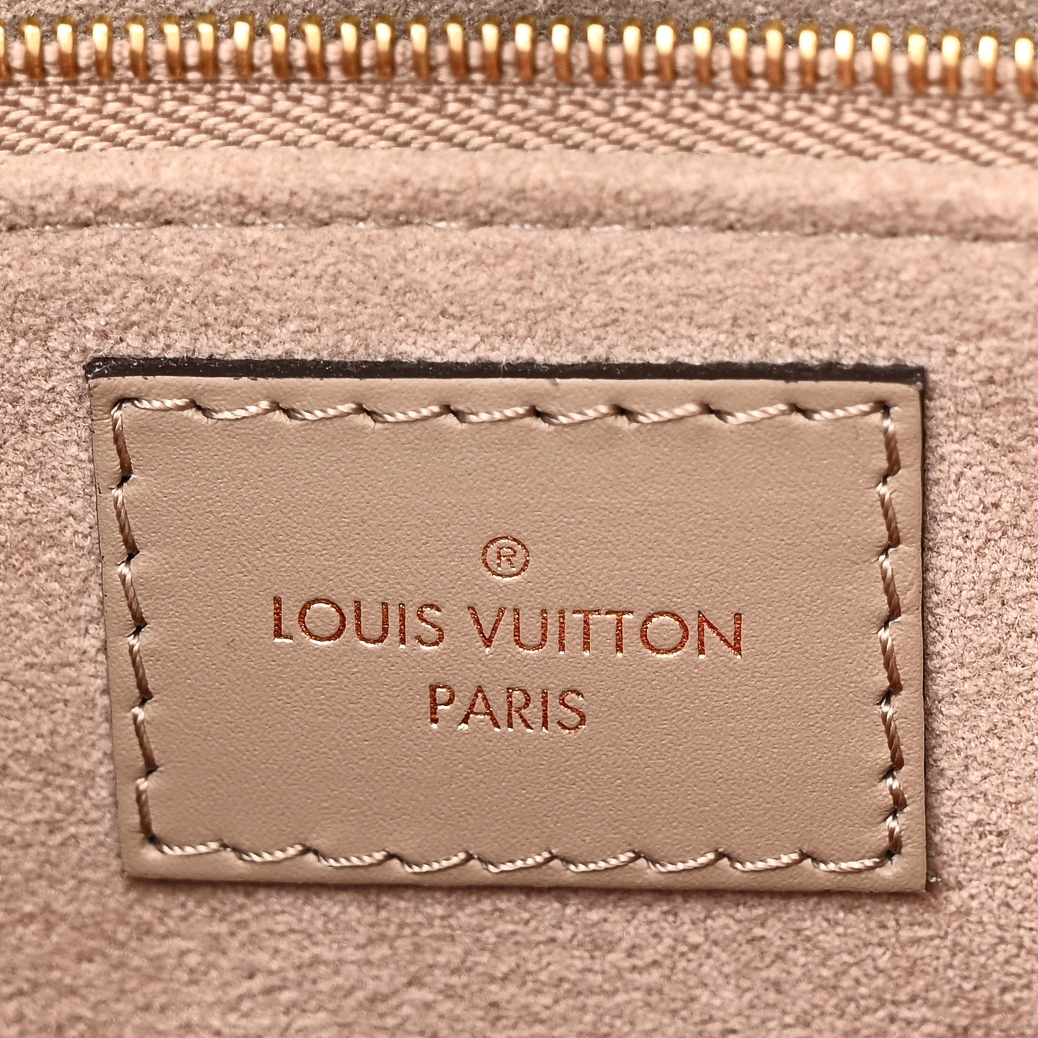 Louis Vuitton Empreinte Monogram Giant Onthego MM Tourterelle 6 of 10