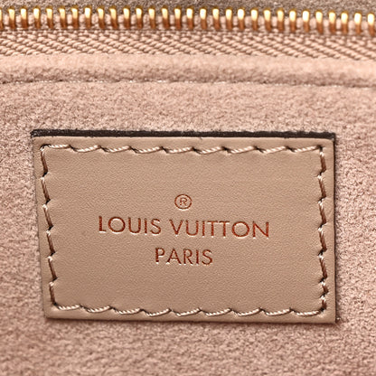 Louis Vuitton Empreinte Monogram Giant Onthego MM Tourterelle 6 of 10