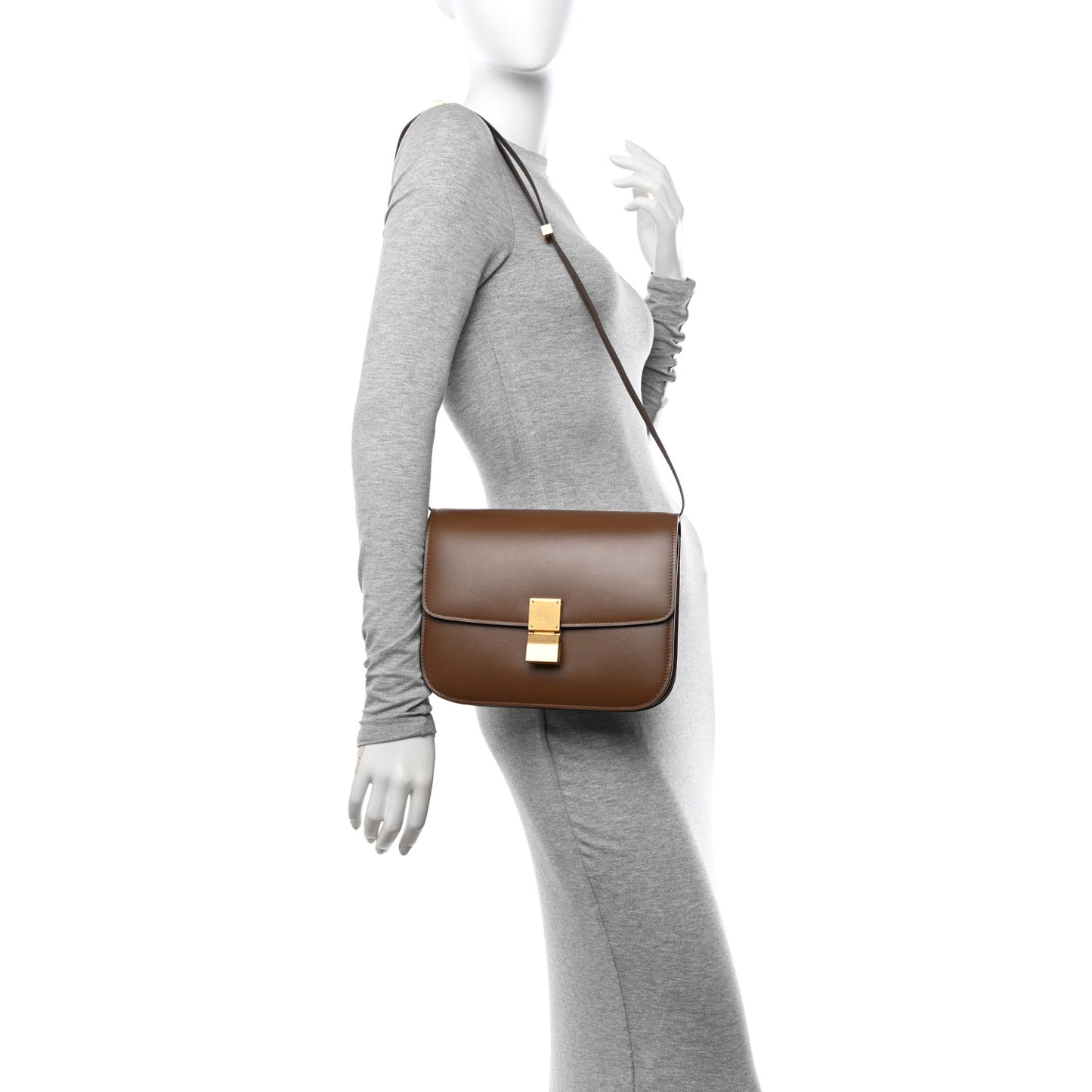Box Calfskin Medium Classic Box Flap Bag Camel
