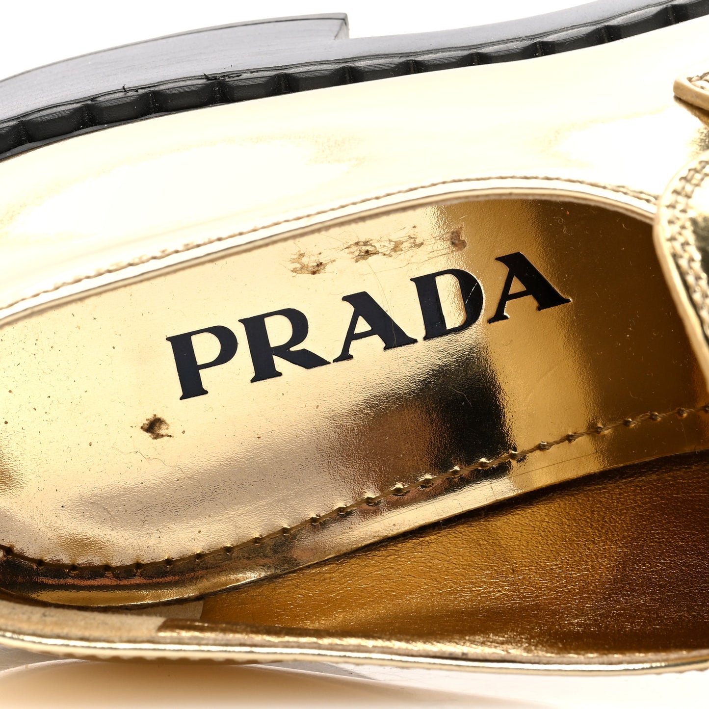 Metallic Brushed Calfskin Metal Triangle Logo 50mm Loafers 39 Platino