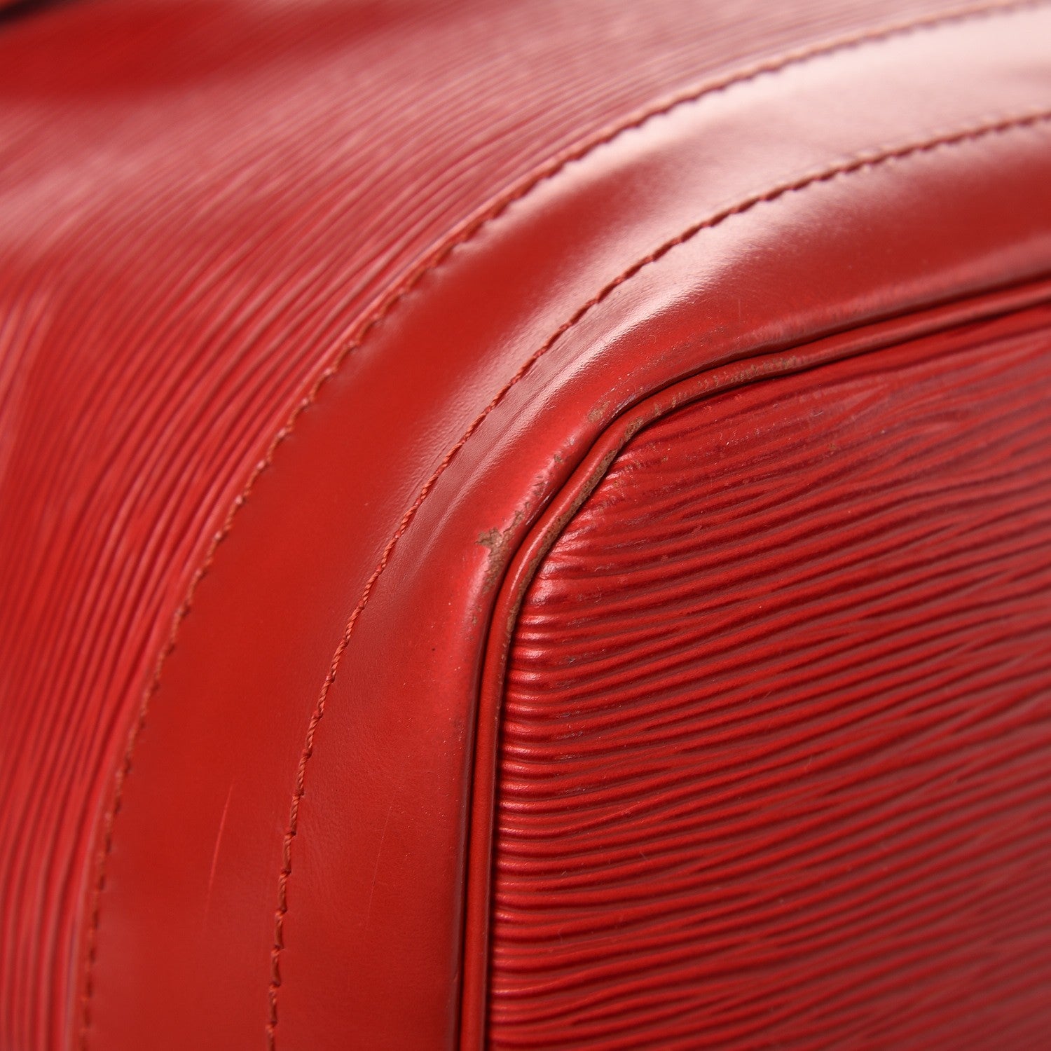 Louis Vuitton Epi Noe Castillan Red 14 of 16