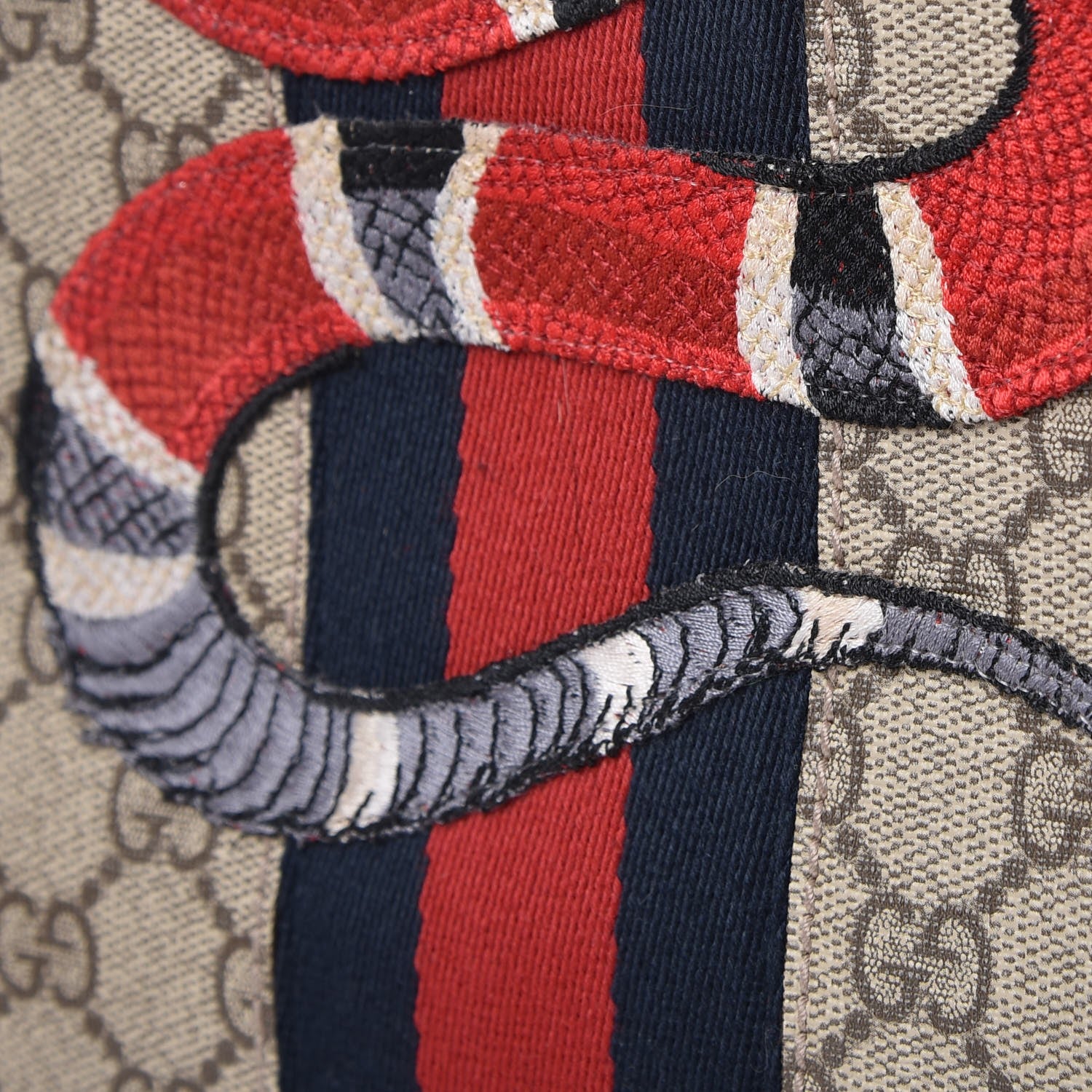 Gucci GG Supreme Monogram Kingsnake Embroidered Medium Dionysus Shoulder Bag Beige 9 of 15