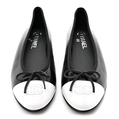 Chanel Crumpled Shiny Lambskin CC Cap Toe Ballerina Flats 40 Black White 3 of 11