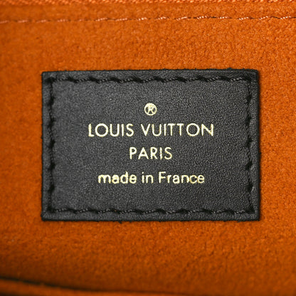 Louis Vuitton Empreinte Monogram Giant OnTheGo MM Black 6 of 9