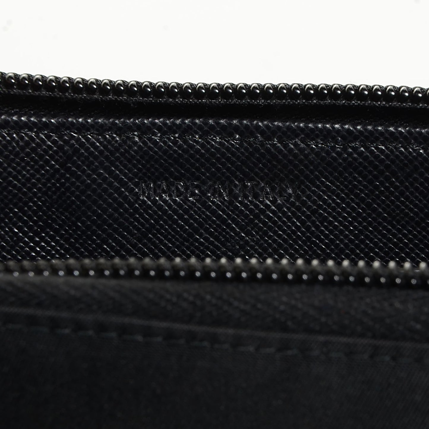 Tessuto Nylon Zip Around Wallet Nero Black