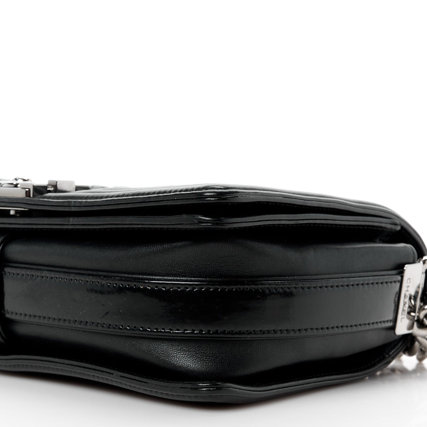 Calfskin Patent Braided Medium Boy Flap Black