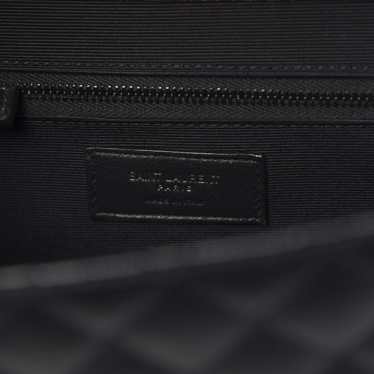 Saint Laurent Grain De Poudre Textured Mixed Matelasse Large Triquilt Monogram Monochrome Satchel Black 6 of 9