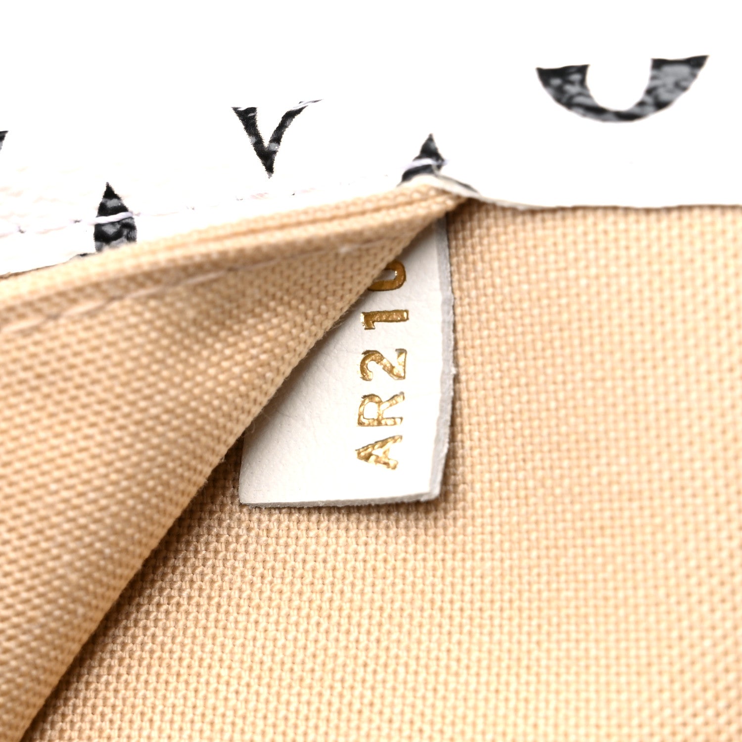 Louis Vuitton Monogram Giant Neverfull MM Kaki 8 of 17