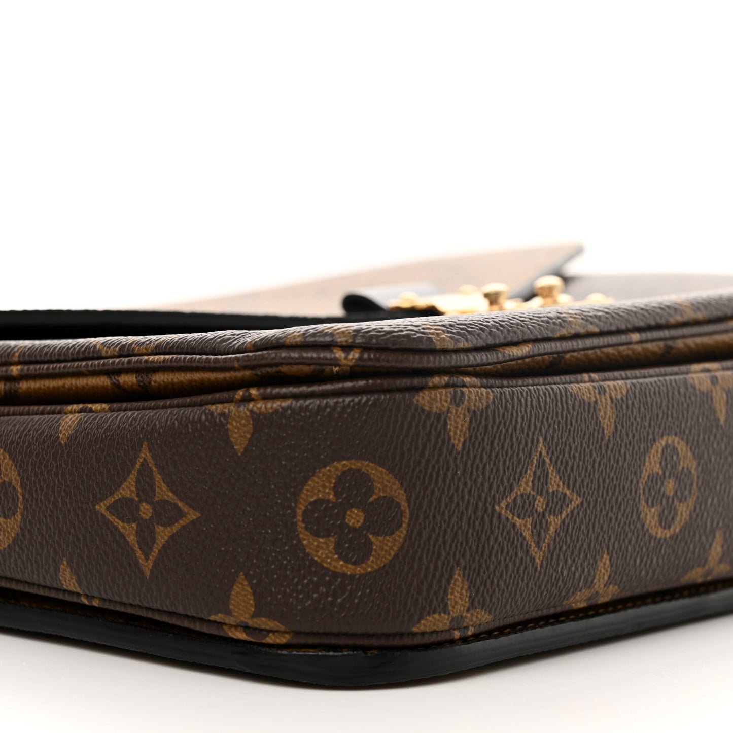 Reverse Monogram Pochette Metis