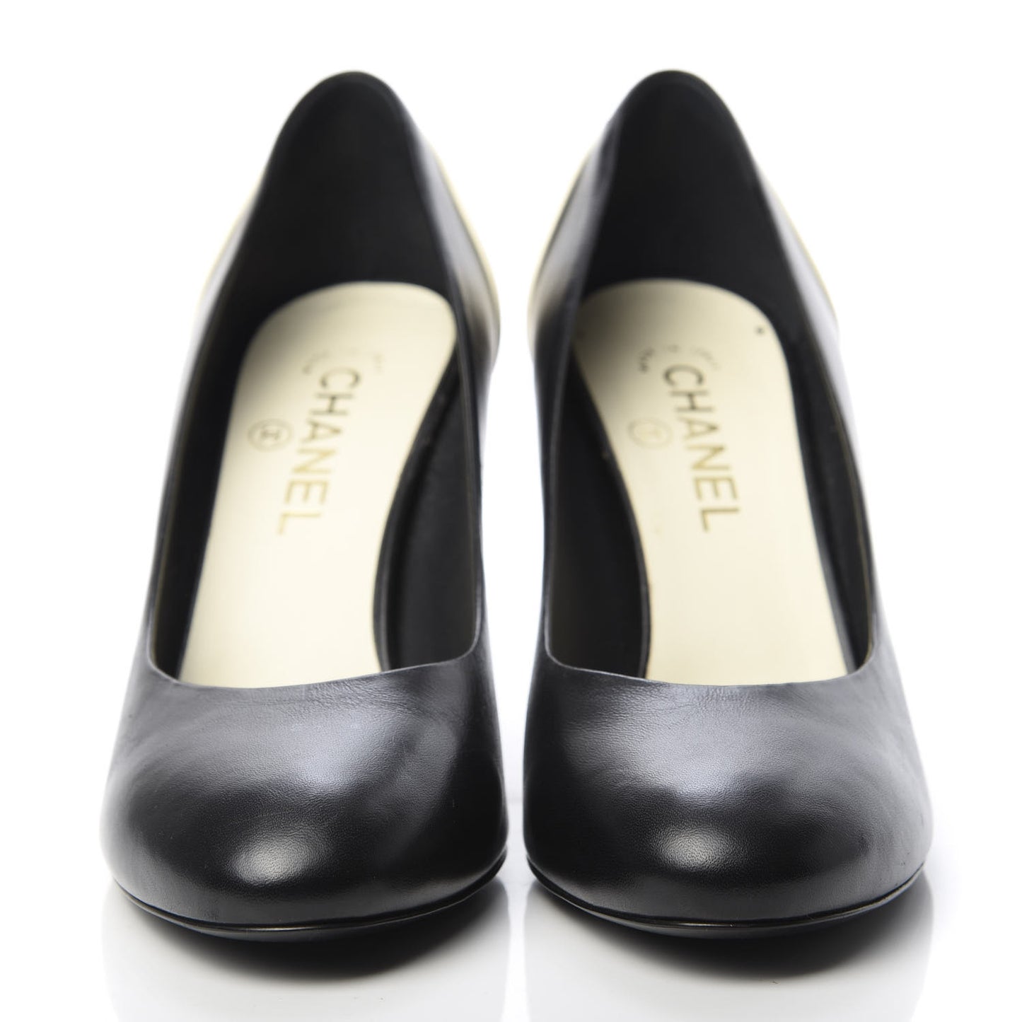 Lambskin CC Pumps 39.5 Black Ivory