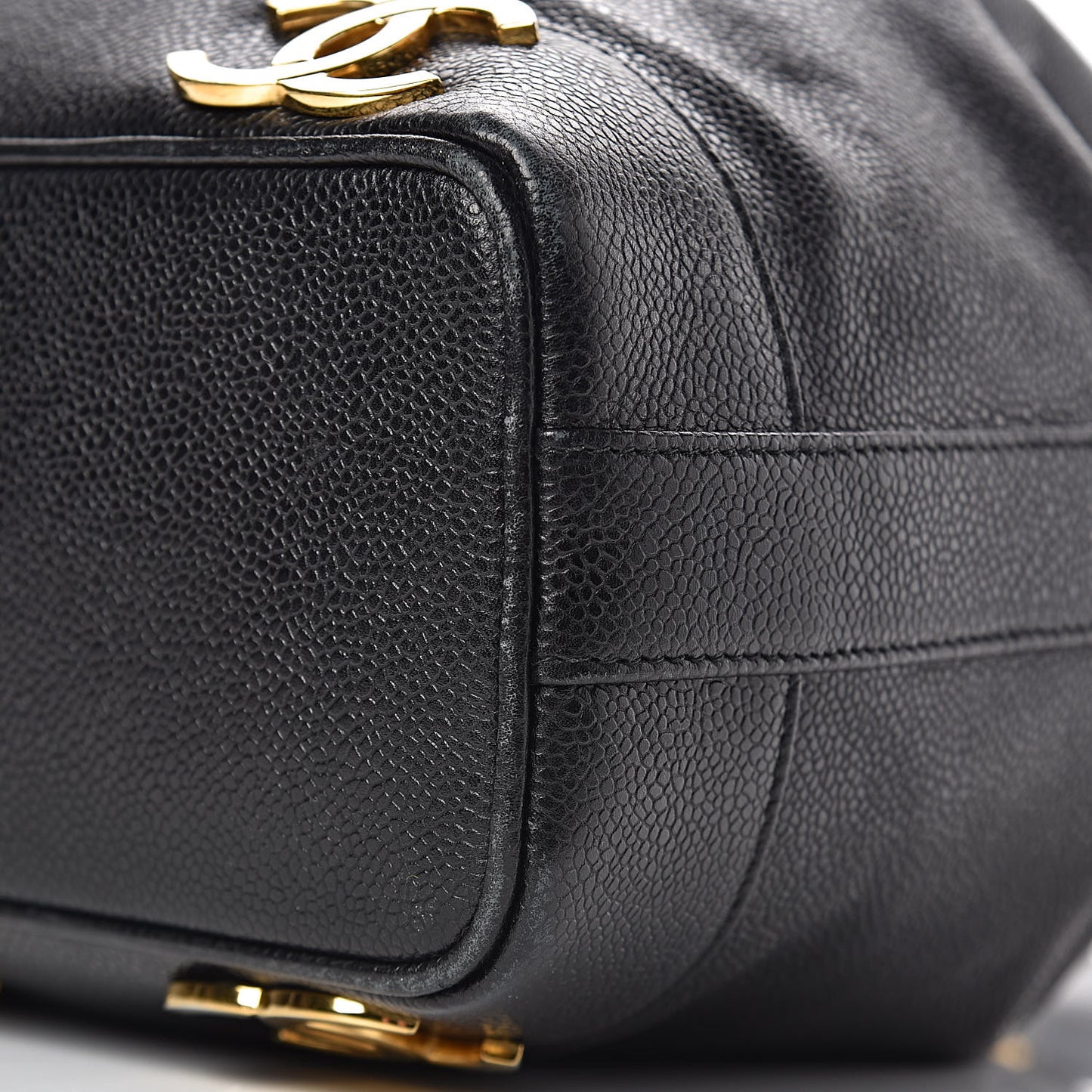 Caviar CC Drawstring Shoulder Bag Black