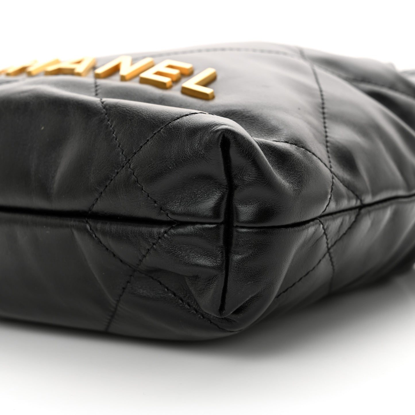 Shiny Calfskin Quilted Mini Chanel 22 Black