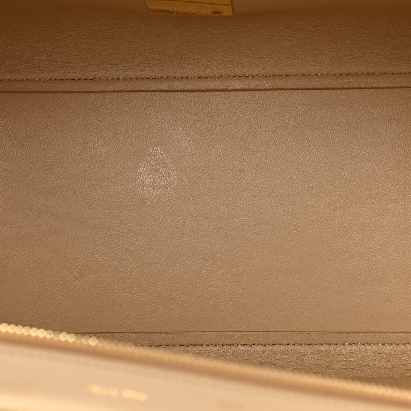 Smooth Calfskin Small Trapeze Butter