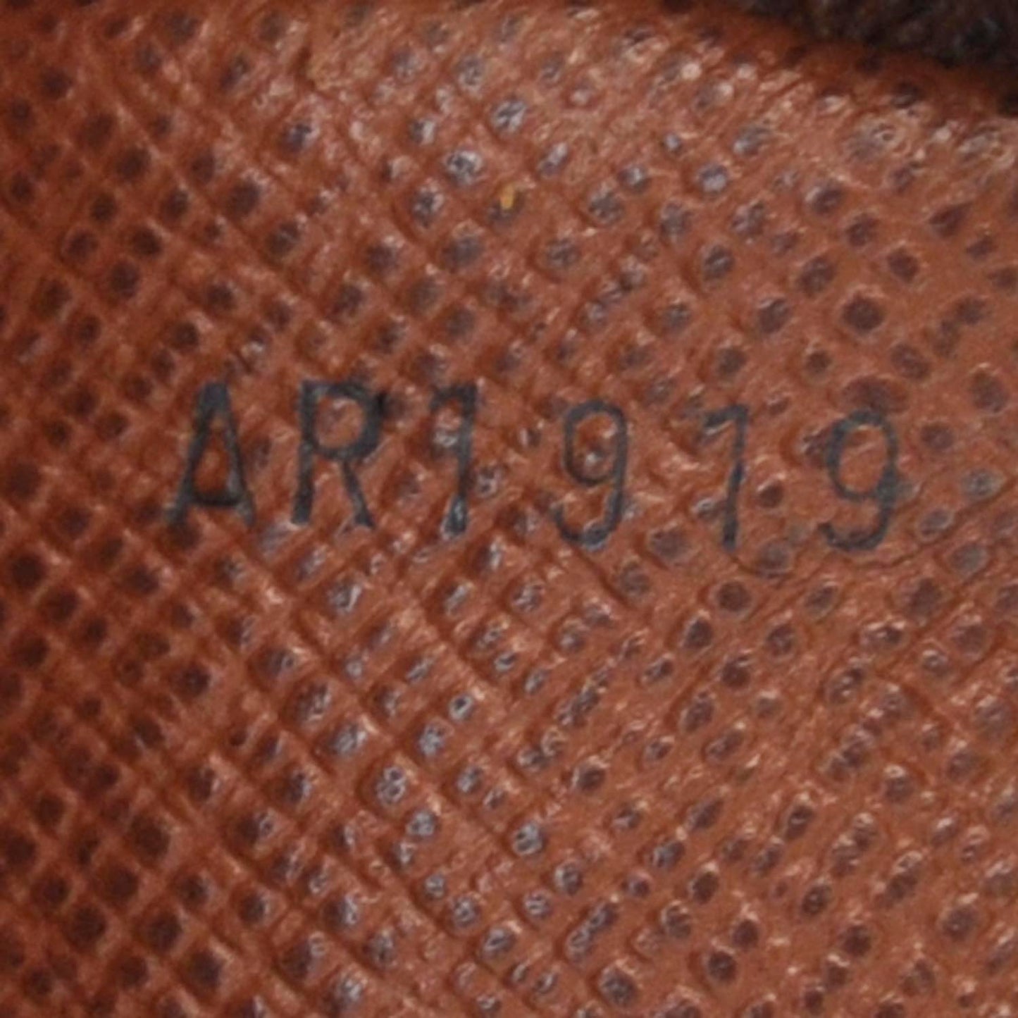 Monogram Amazone