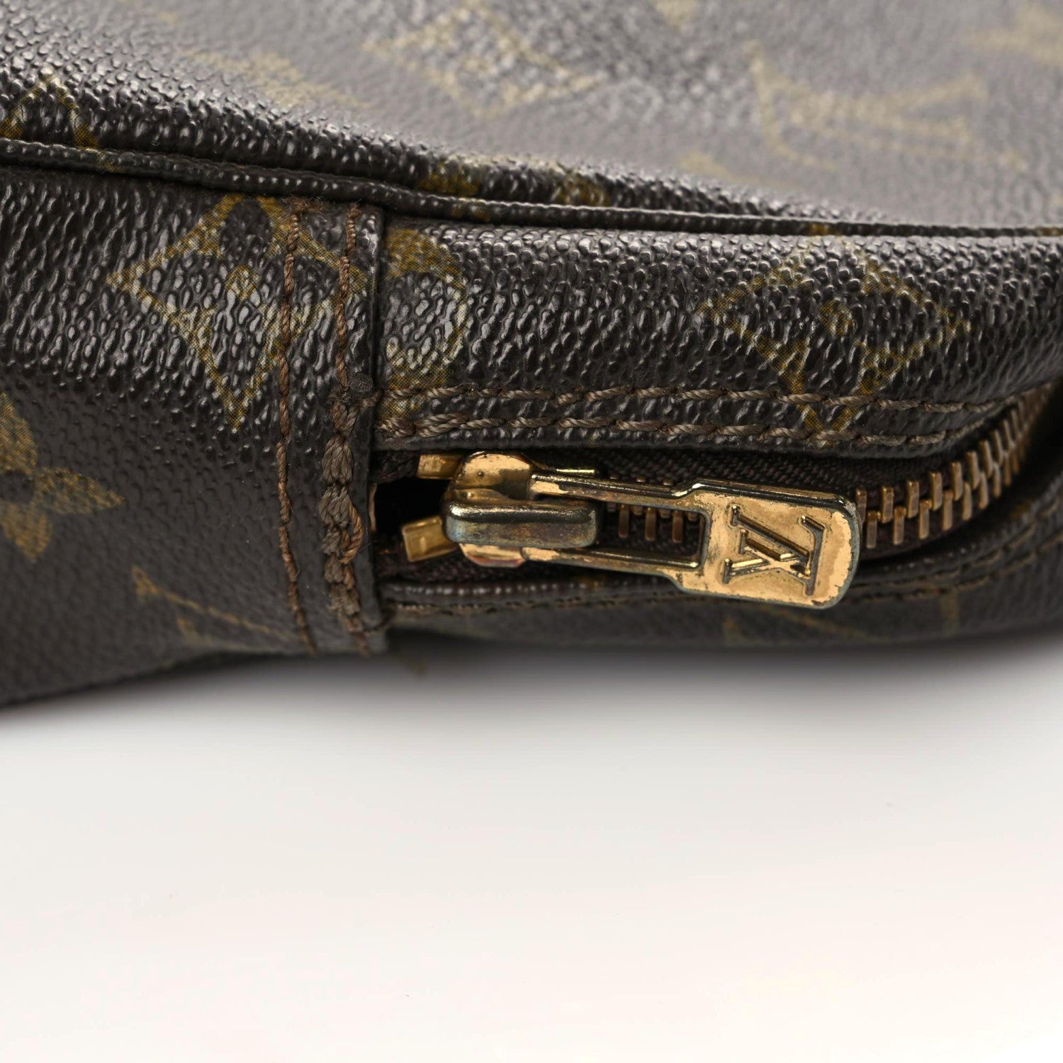 Louis Vuitton Monogram Trousse Toilette 23 9 of 15