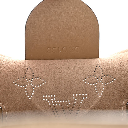 Louis Vuitton Mahina Girolata Galet 7 of 11