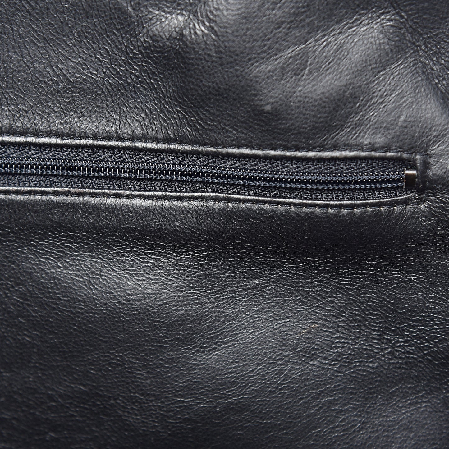 Caviar Large CC Shoulder Bag Black
