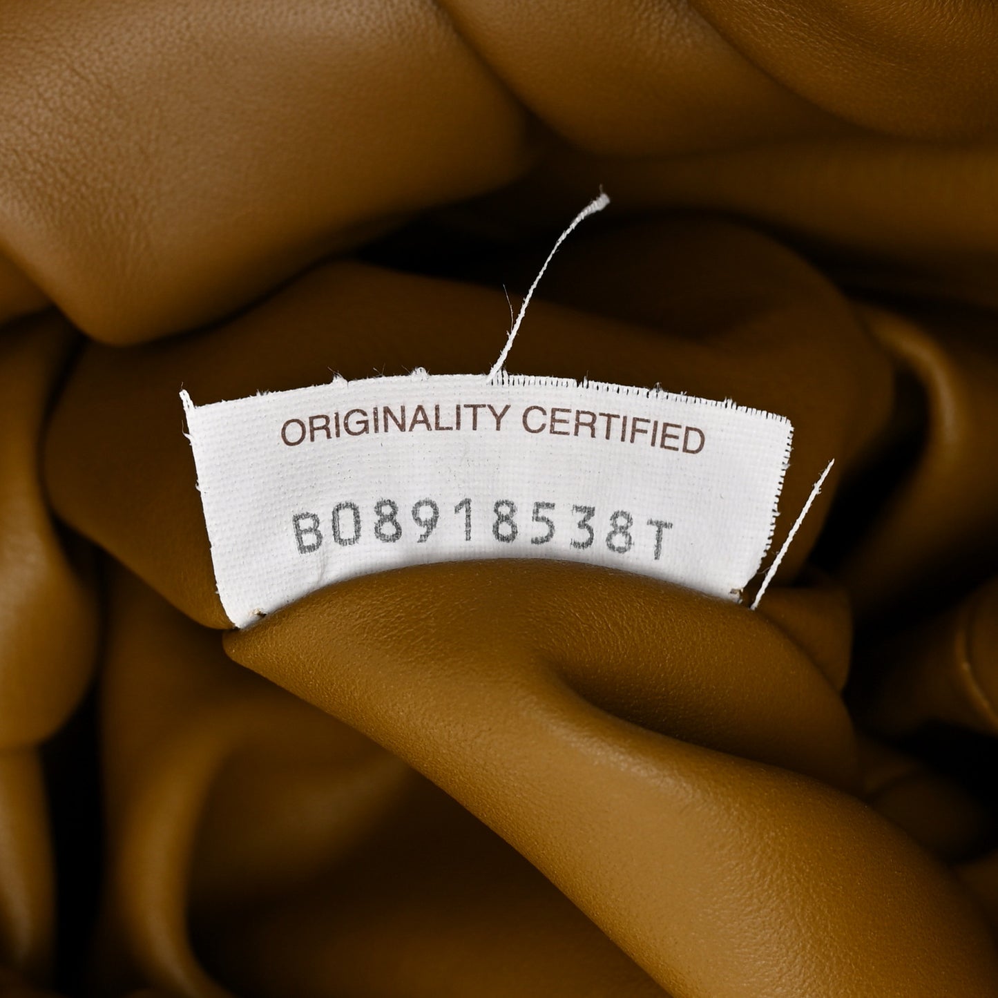 Smooth Butter Calfskin The Shoulder Pouch Moutarde