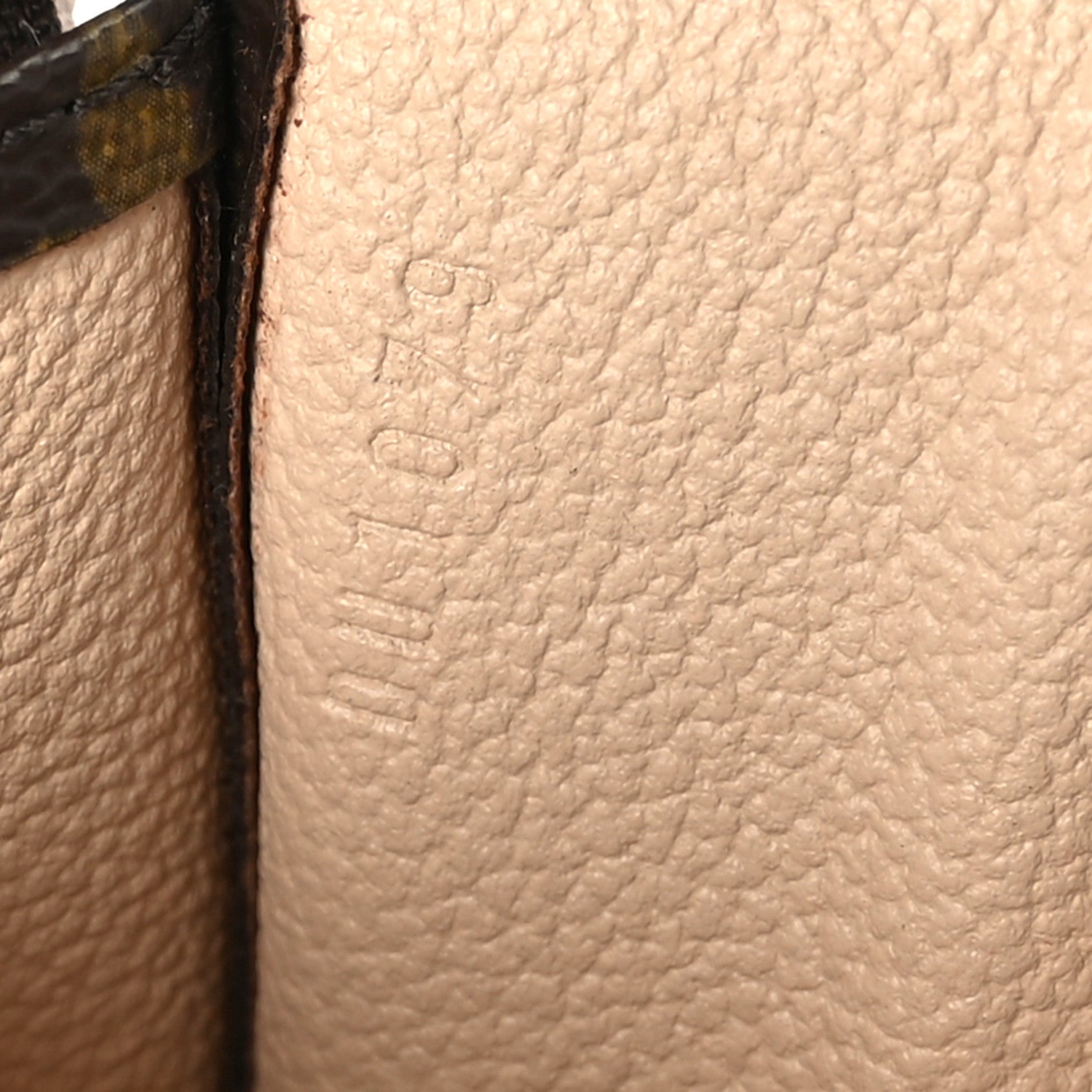 Louis Vuitton Monogram Toiletry Pouch 26 6 of 8