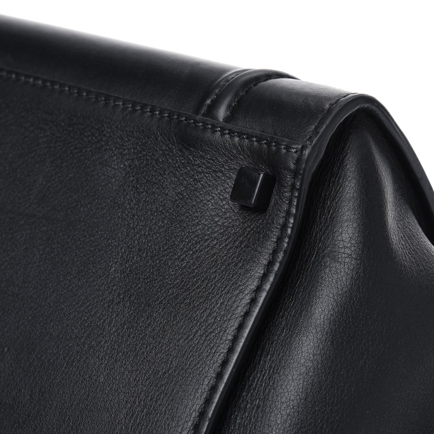Supple Calfskin Medium Phantom Luggage Black