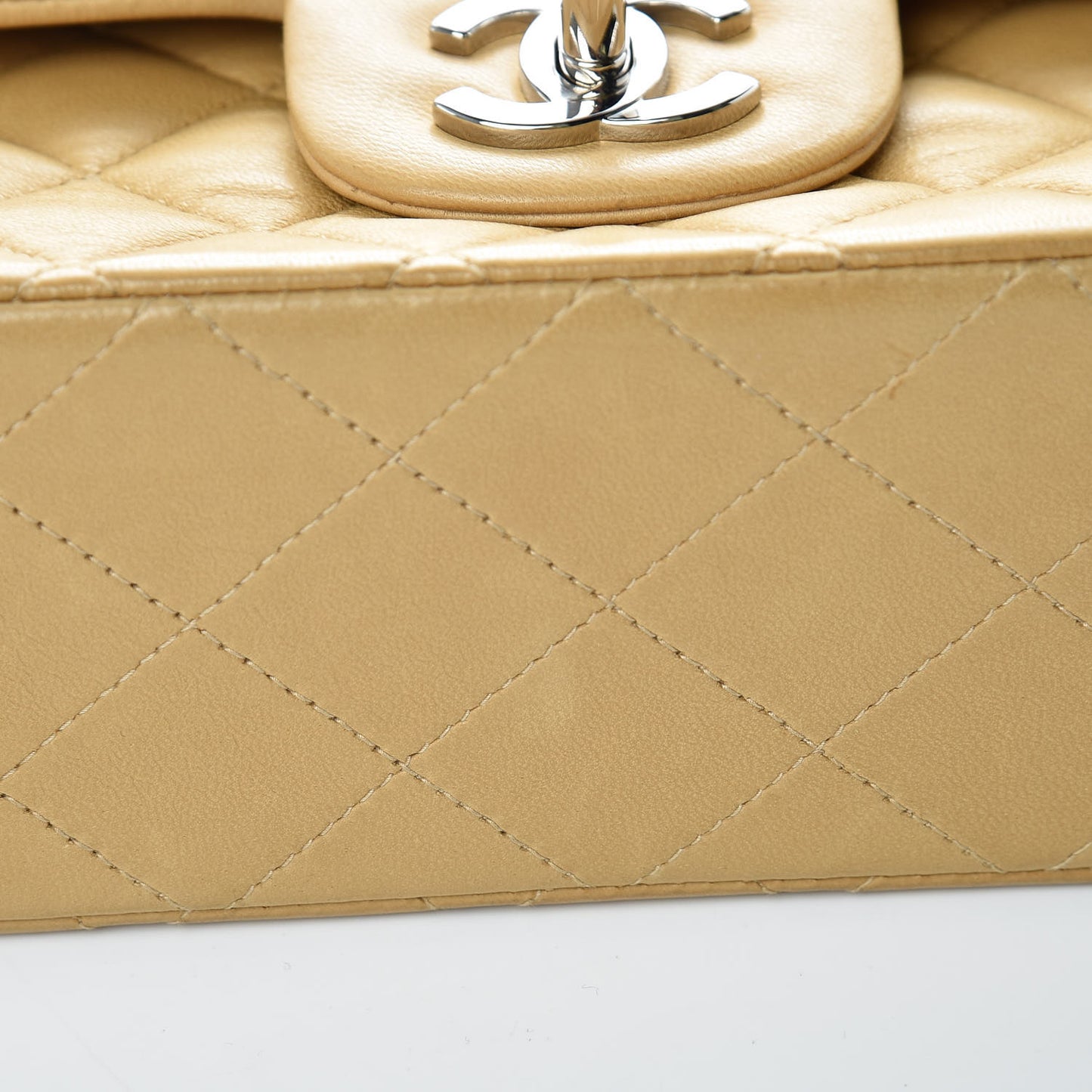 Lambskin Quilted Medium Double Flap Beige