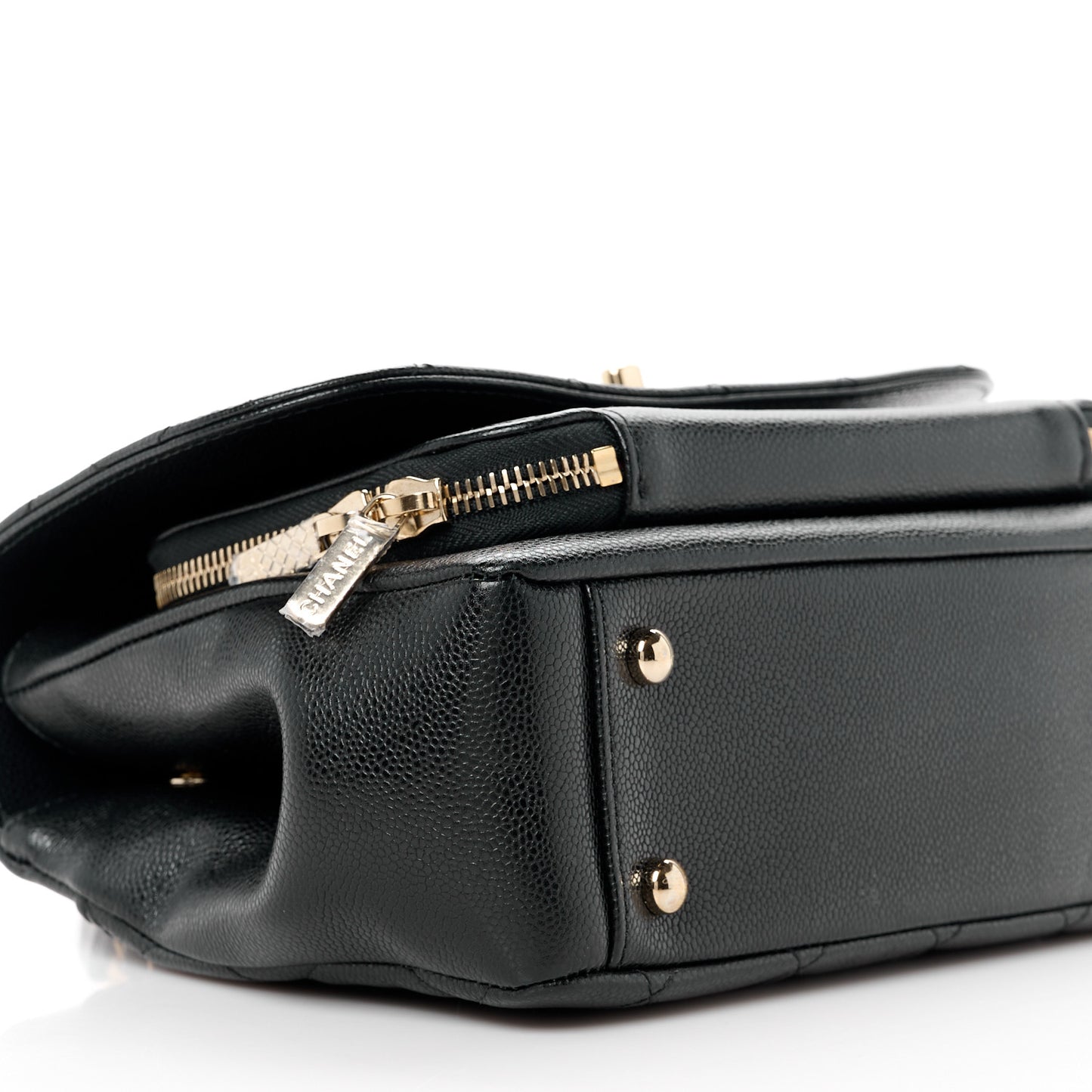 Caviar Quilted Medium Business Affinity Flap Black