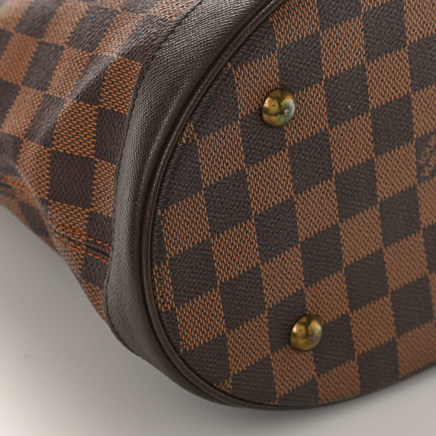 Louis Vuitton Damier Ebene Marais Bucket 23 8 of 9