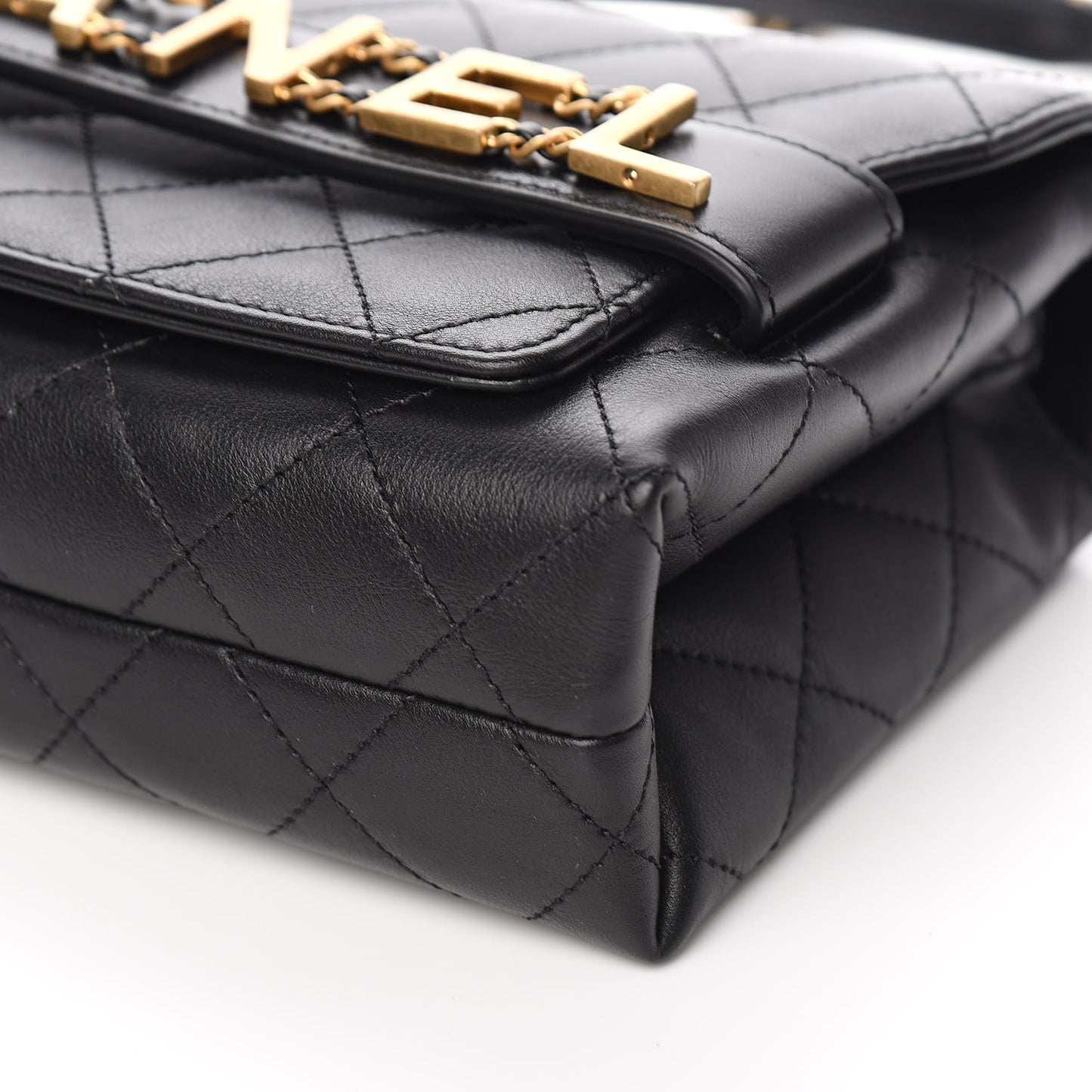 Calfskin Quilted Enchained Flap Black