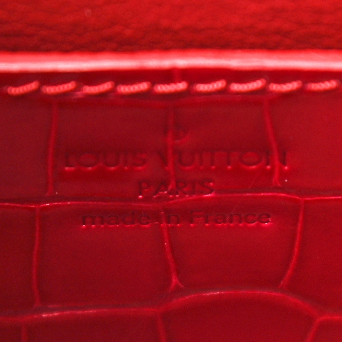 Crocodile Twist Shoulder Bag PM Rubis
