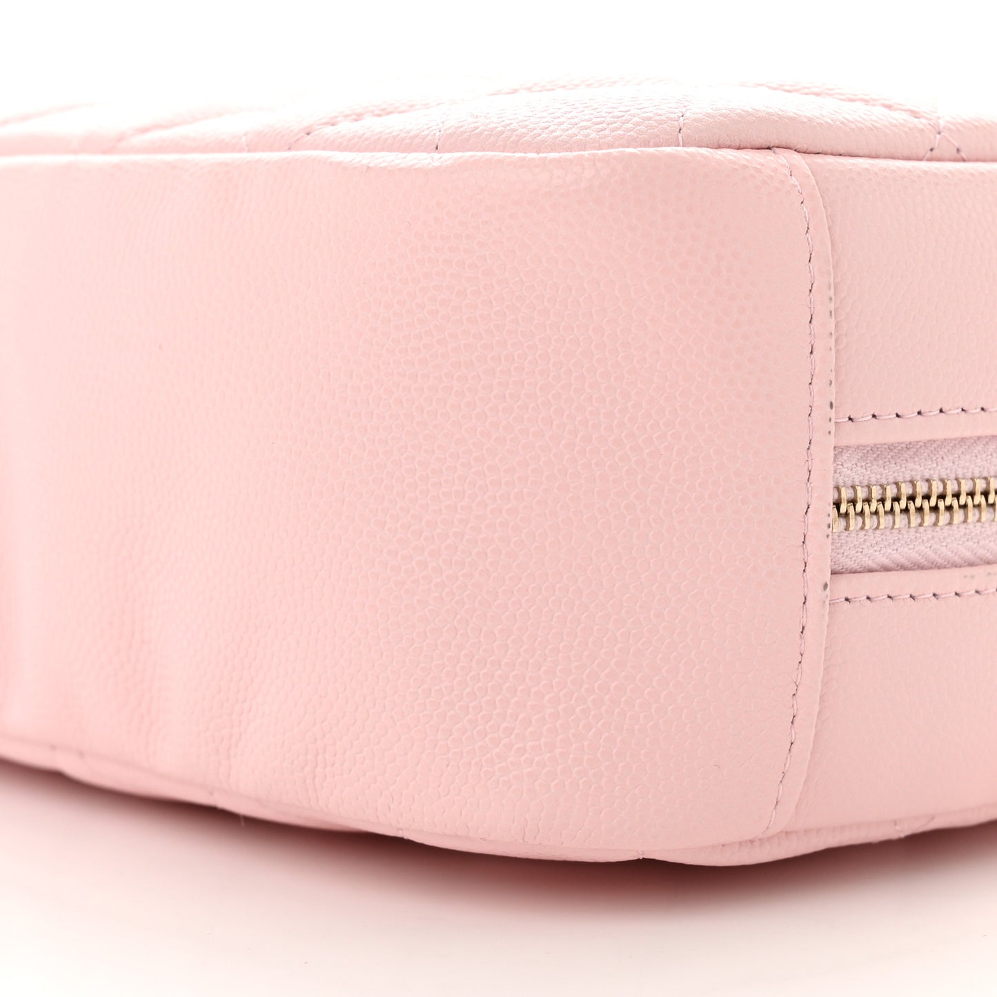 Caviar Quilted Medium Curvy Pouch Cosmetic Case Light Pink