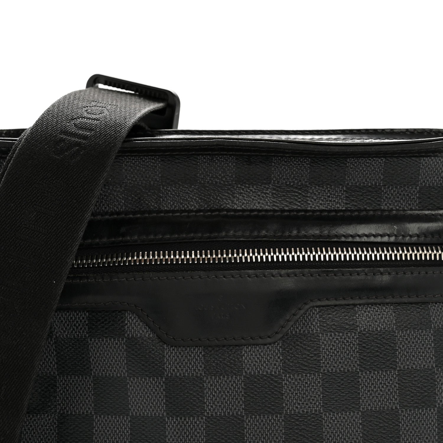Louis Vuitton Damier Graphite Thomas 8 of 15