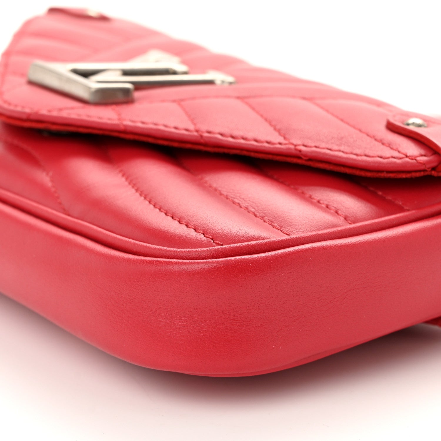 Louis Vuitton Calfskin New Wave Chain Pochette Scarlet 9 of 9