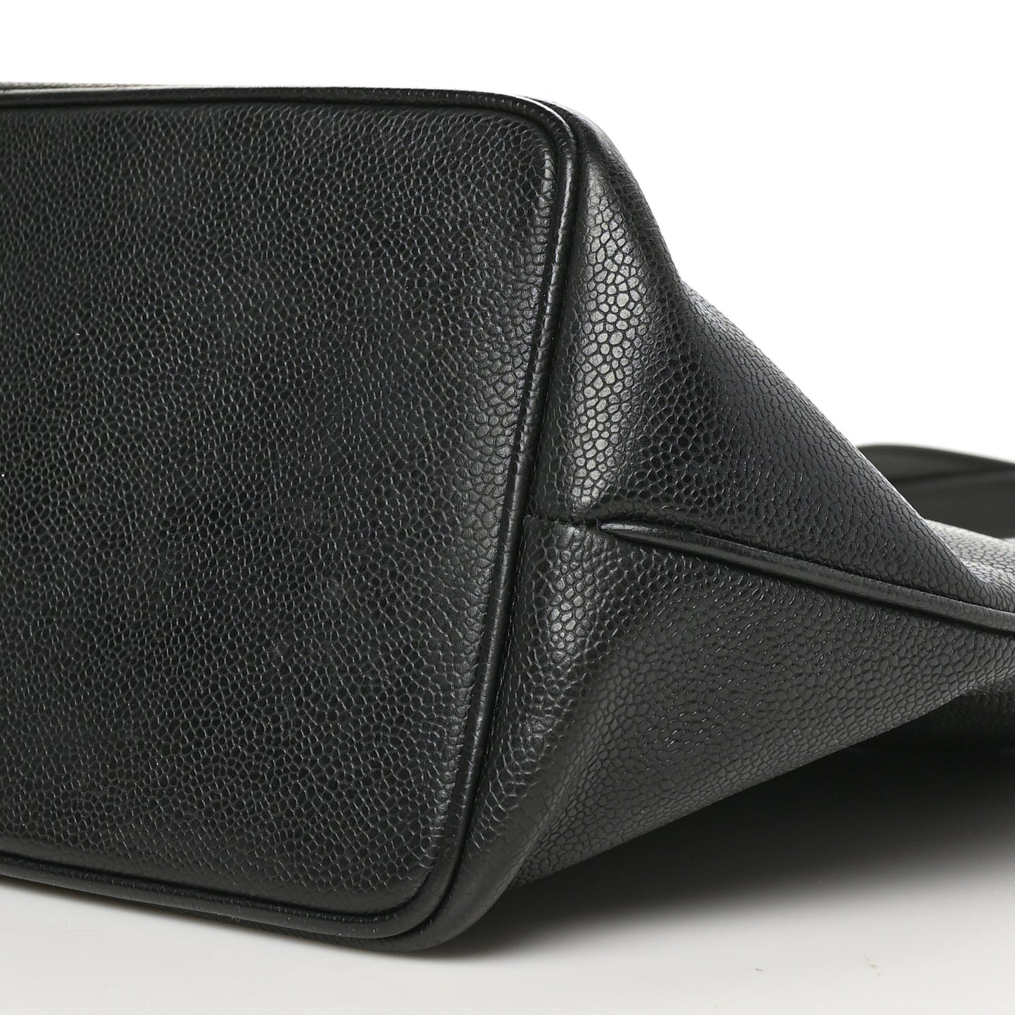 Caviar CC Timeless Tote Black