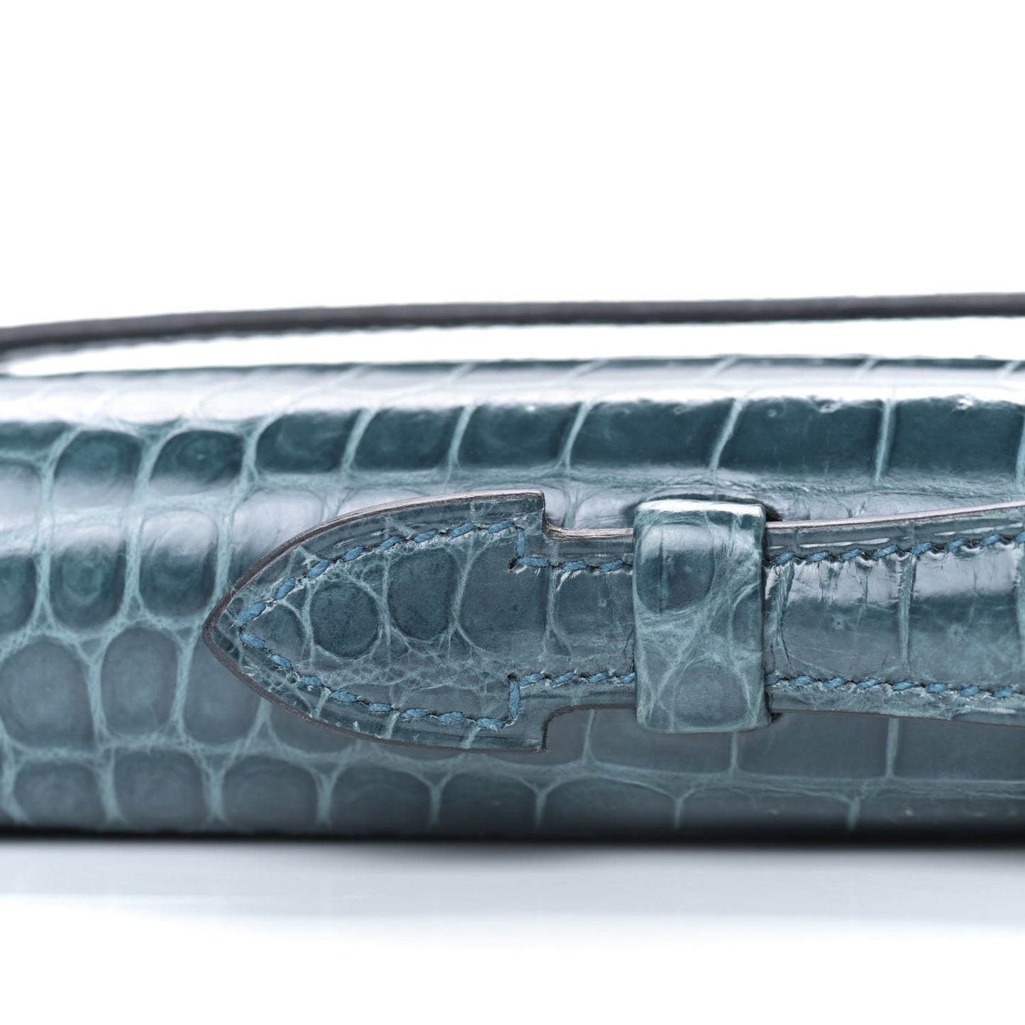Shiny Porosus Crocodile Kelly Cut Pochette Colvert